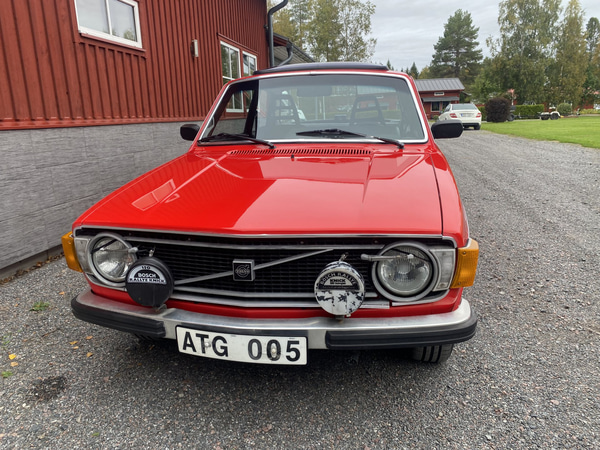 Volvo 142, B21, 1973. Nybesiktad 23-09-15 (nu bes-befriad)